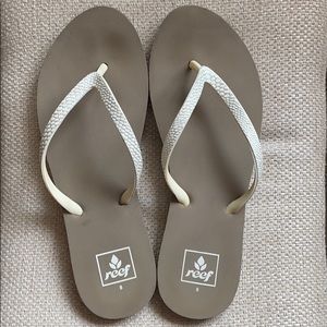 Reef sandals size 8-9